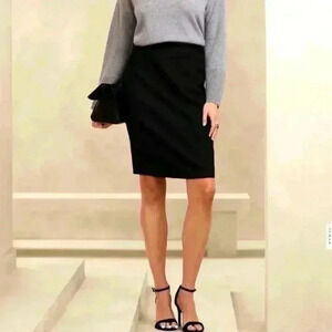BANANA REPUBLIC CLASSIC PENCIL SKIRT